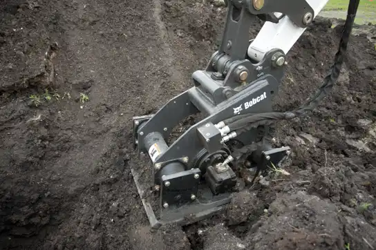 bobcat-plate-compactor-147341-t6k8618-11s2-fc-544x362