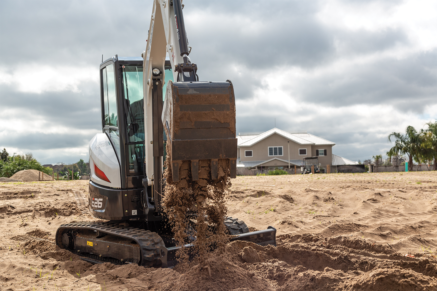 bobcat-e26-bucket-0232-19a2-copy2